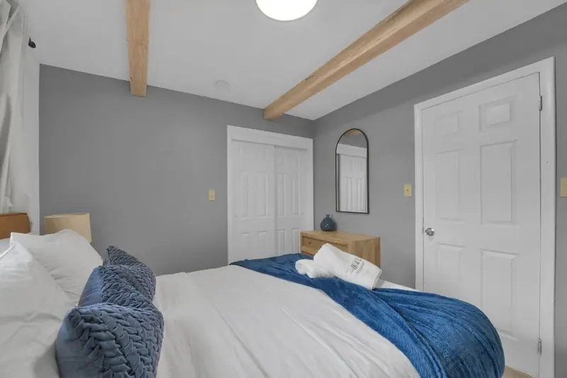 Bedroom 1, another view
