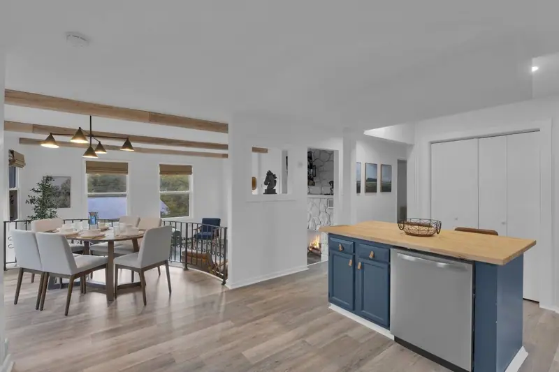 Open kitchen that flows into the dining area