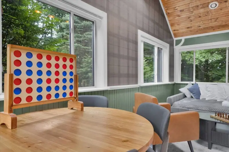 12-maine house hdr (9)