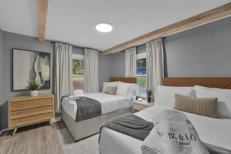 Bedroom 3 with two beds