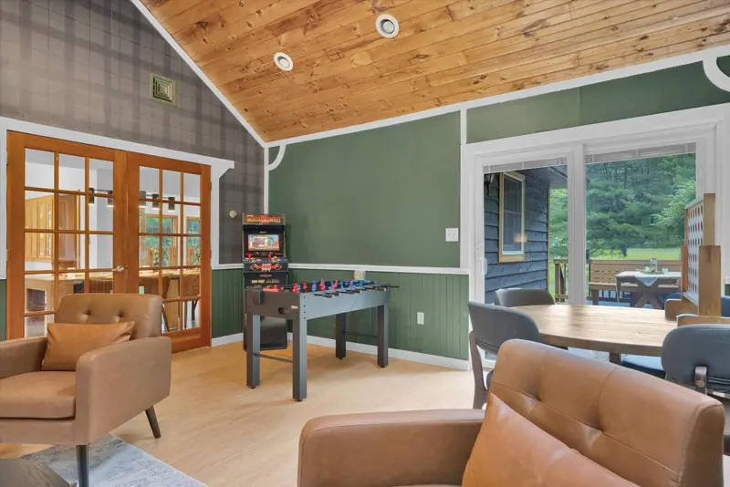 11-maine house hdr (8)