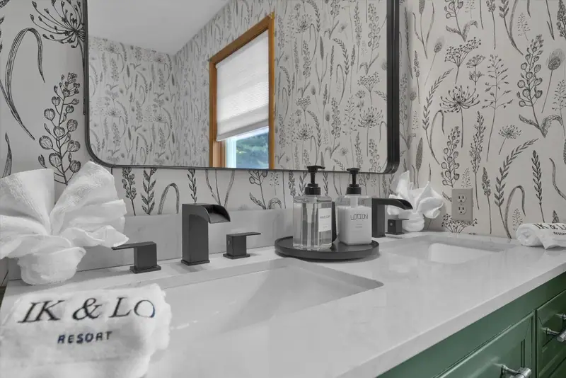 Ensuite bathroom